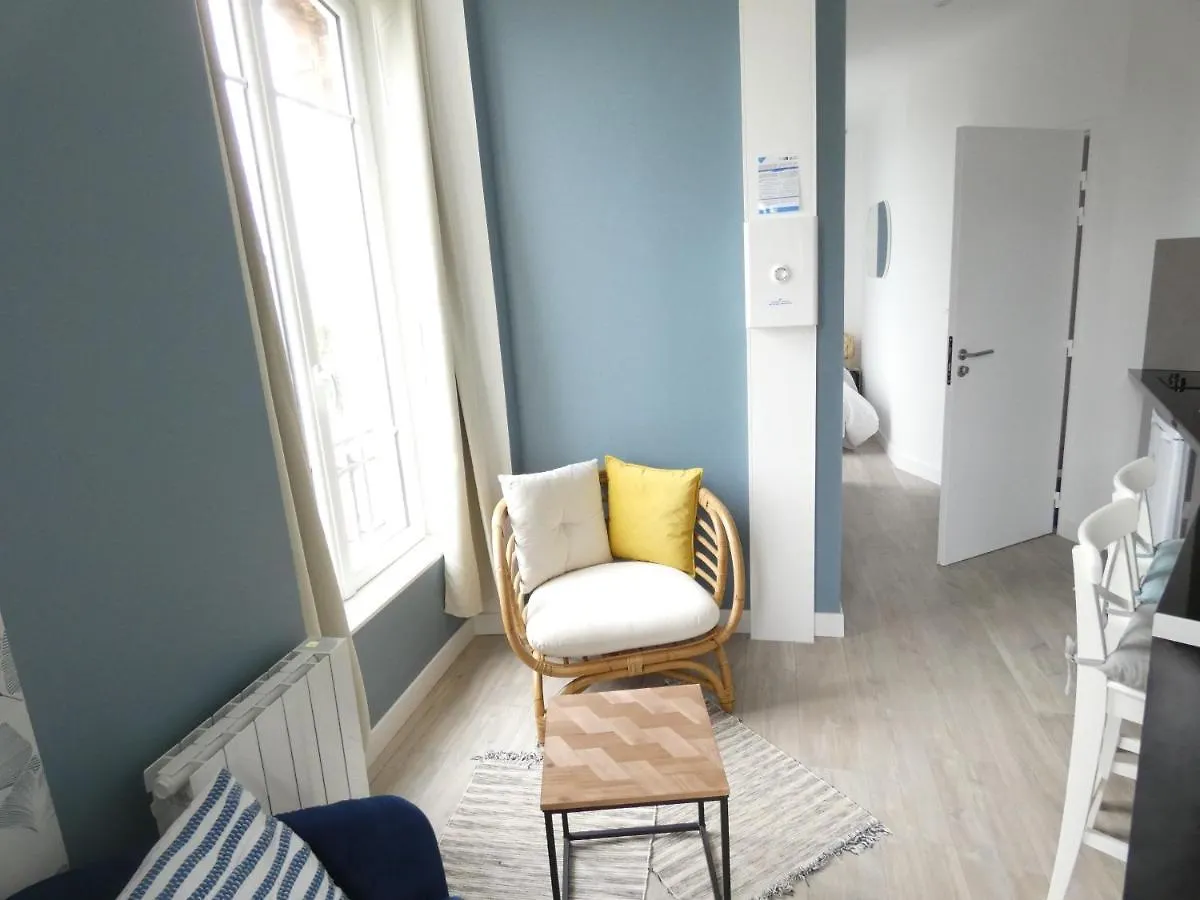 Charmant Studio, Terrasse Privative Moulin Blanc Brest 0*,  France